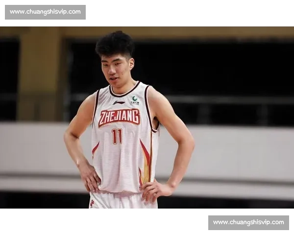 首秀 7 分 8 篮板 余嘉豪：西甲强度让我第一节就喘不上气