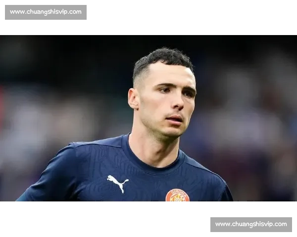 那不勒斯转攻赫罗纳右后卫阿尔瑙，塞维利亚转会拉锯战陷入僵局