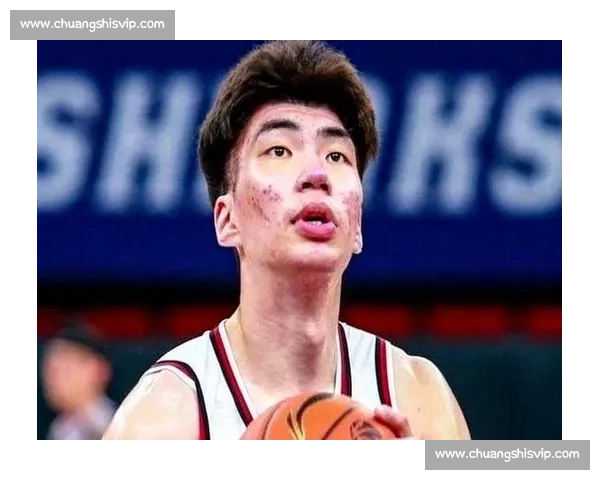 首秀 7 分 8 篮板 余嘉豪：西甲强度让我第一节就喘不上气